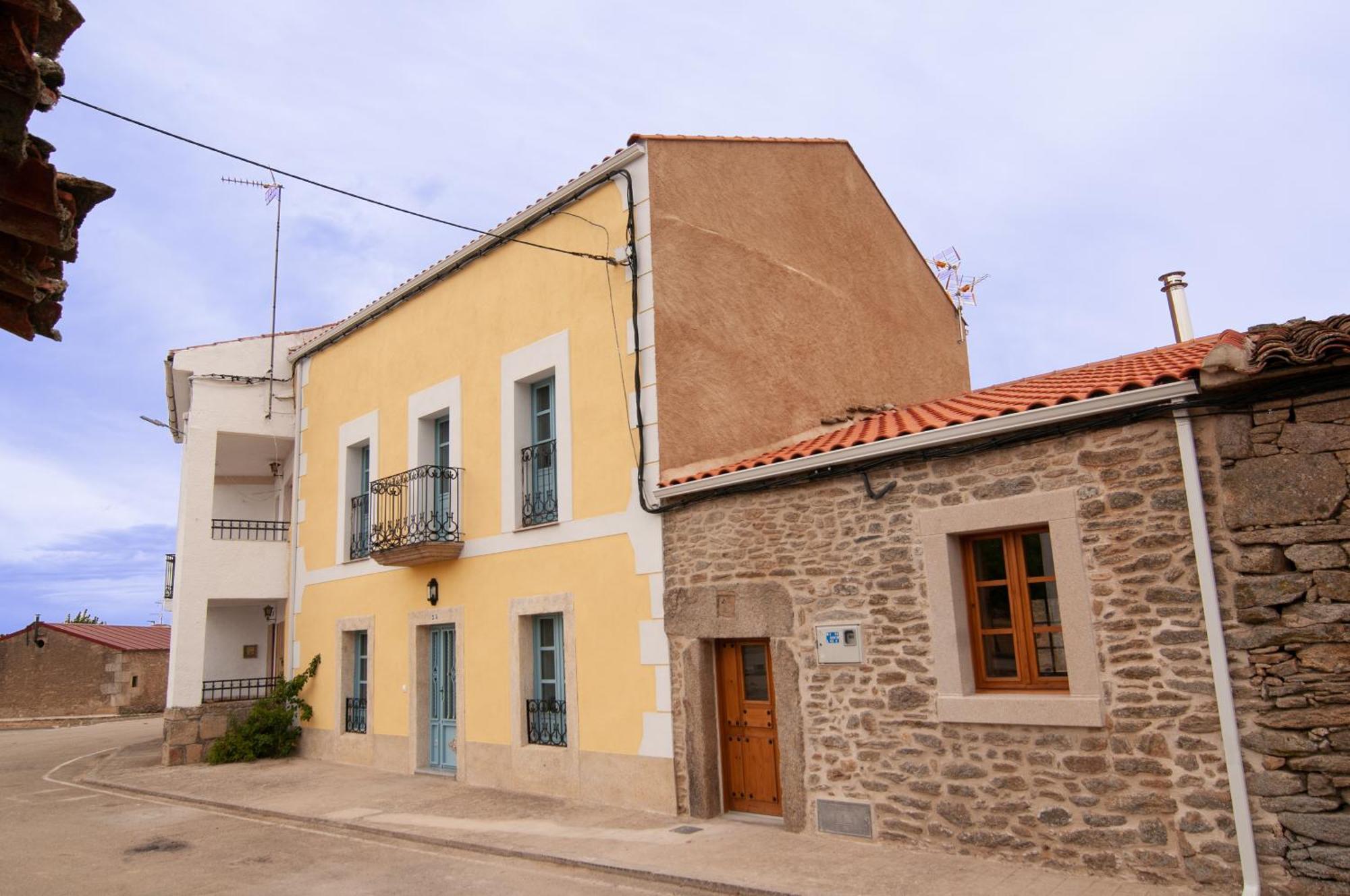 Casa Amarilla Arribes Villa Cerezal de Penahorcada Dış mekan fotoğraf