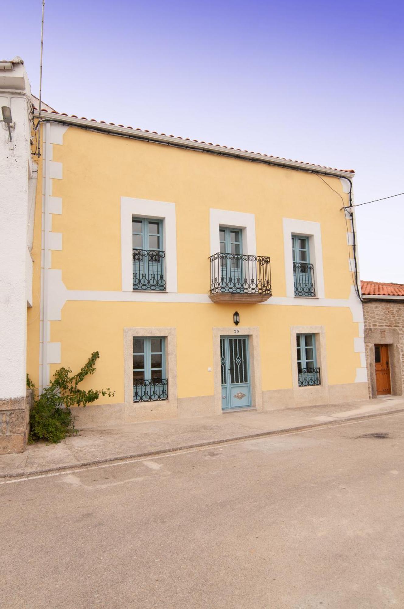 Casa Amarilla Arribes Villa Cerezal de Penahorcada Dış mekan fotoğraf